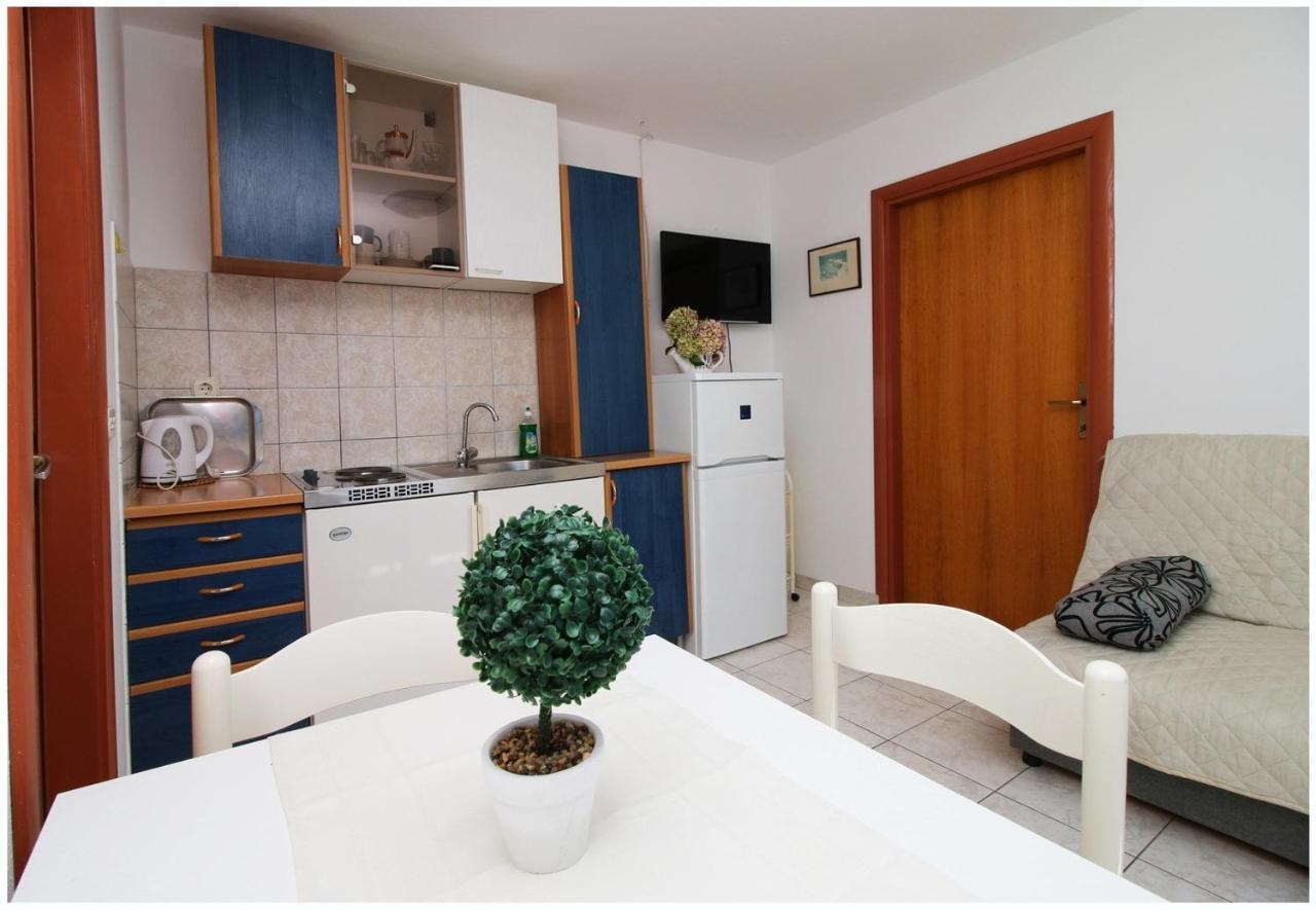 Apartments Elvi - Amazing Position & Parking 普利莫顿 外观 照片