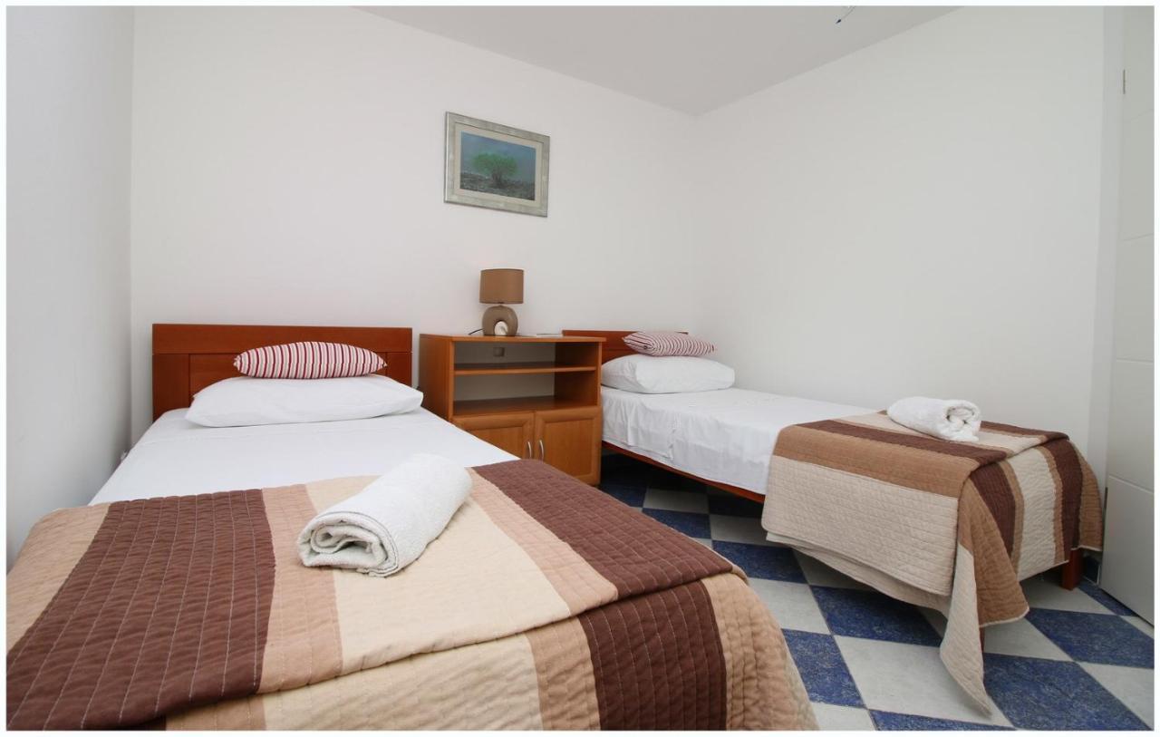 Apartments Elvi - Amazing Position & Parking 普利莫顿 外观 照片