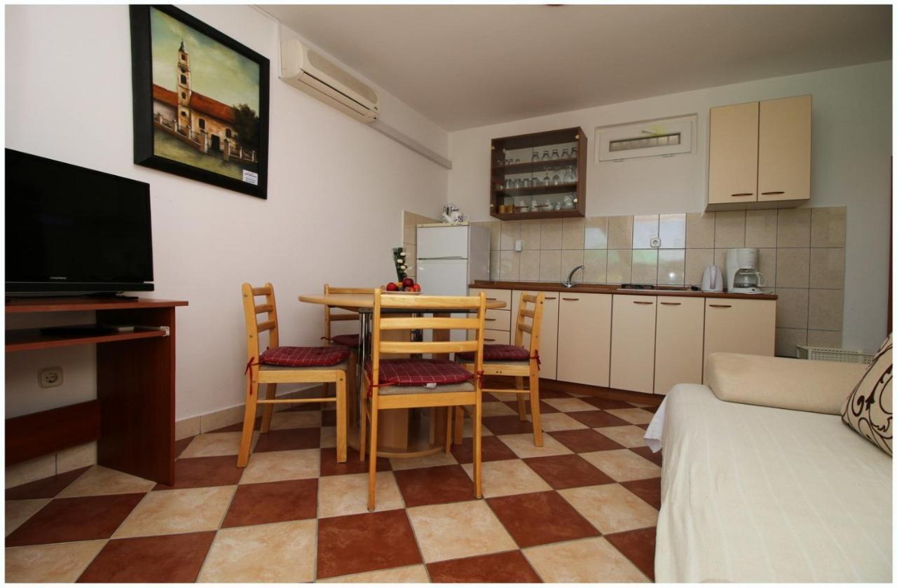 Apartments Elvi - Amazing Position & Parking 普利莫顿 外观 照片